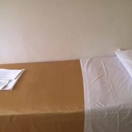 Hotel Parigi Castel San Pietro Terme Pokoj fotografie